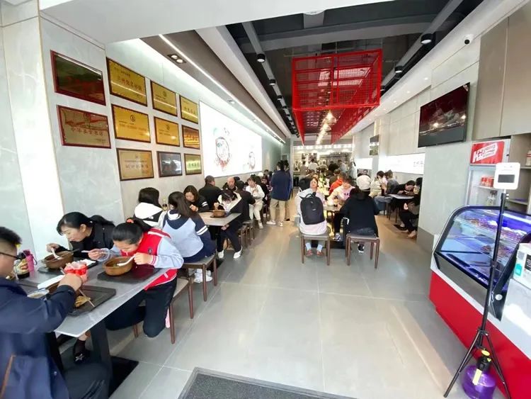 金城老顾家砂锅旗下所有门店全部正常营业！