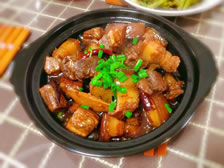 红烧肉砂锅做法：让你一口就爱上这传统美味！